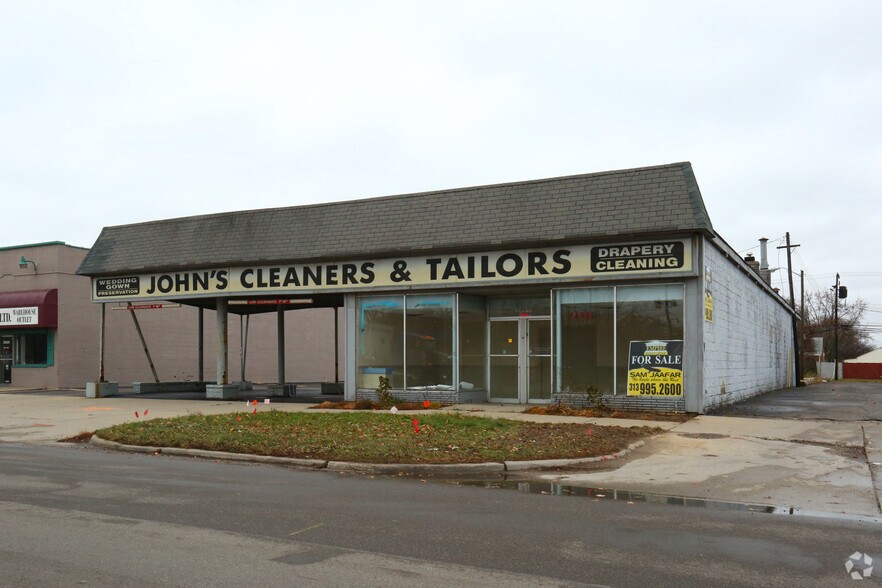 29175 Plymouth Rd, Livonia, MI à vendre - Photo du bâtiment - Image 2 de 3