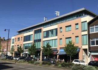 Plus de détails pour 42-50 High St, Esher - Bureau à louer