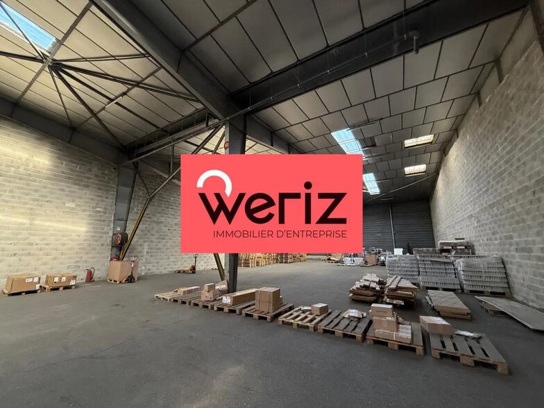 Office in Marseille for lease - Interior Photo - Image 1 of 8