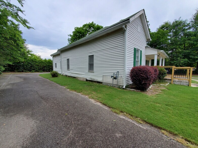 309 Macon St, McDonough, GA à louer - Photo du bâtiment - Image 3 de 34