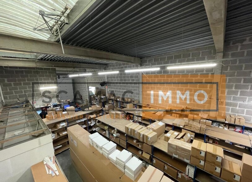 Industrial in Noisy-le-Grand for lease - Building Photo - Image 2 of 10