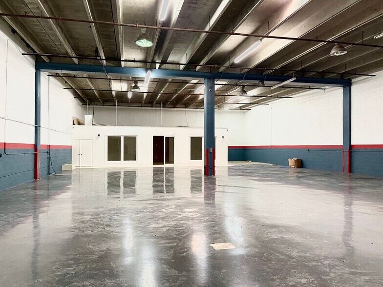 3004 NW 79th Ave, Doral, FL à louer - Photo intérieure - Image 2 de 13