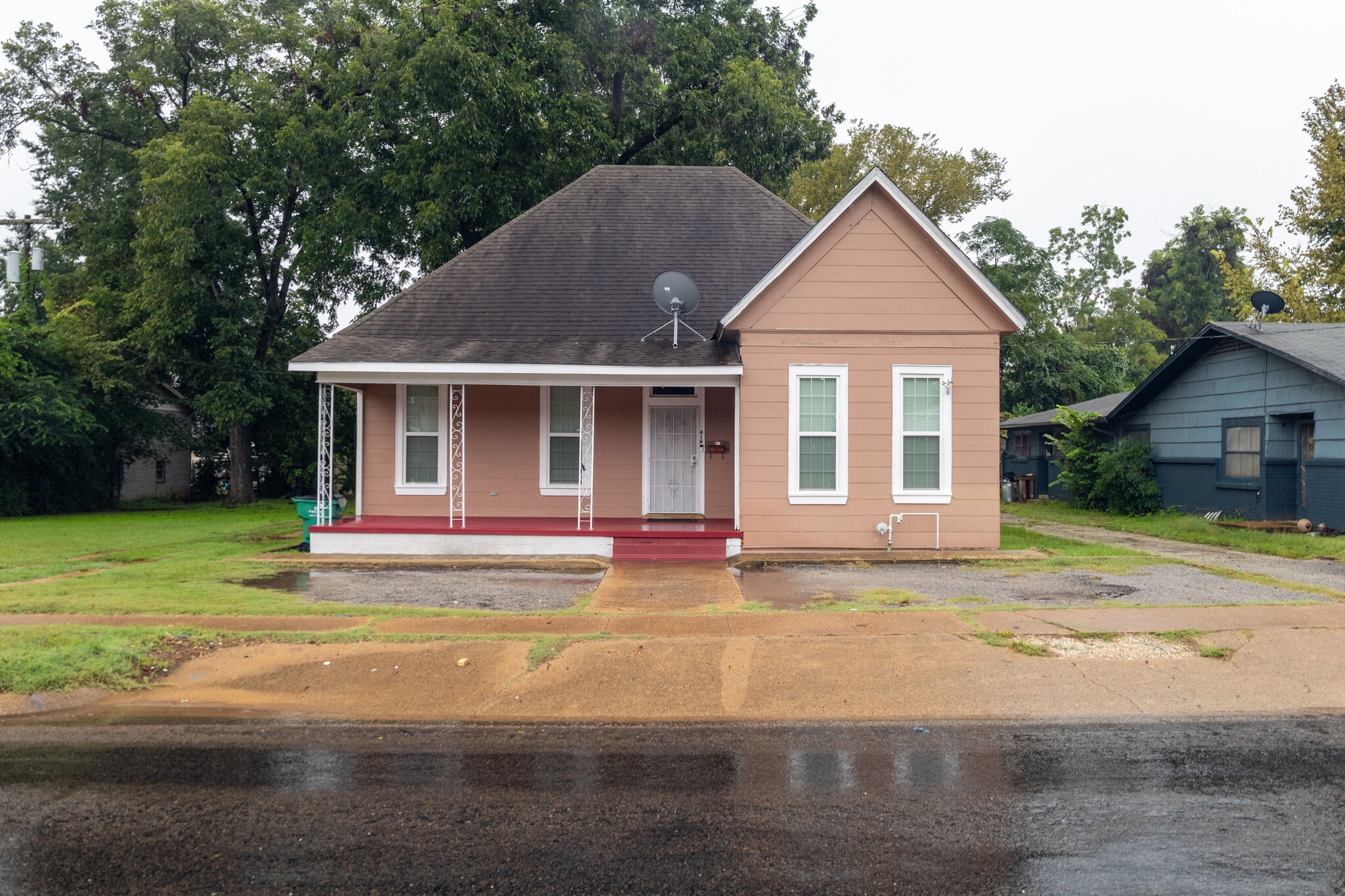 416 W Palestine Ave, Palestine, TX à vendre Photo du bâtiment- Image 1 de 18