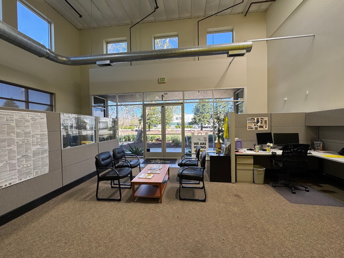 3820 Cypress Dr, Petaluma, CA 94954 - Unit 1 - - Interior Photo - Image 2 of 4