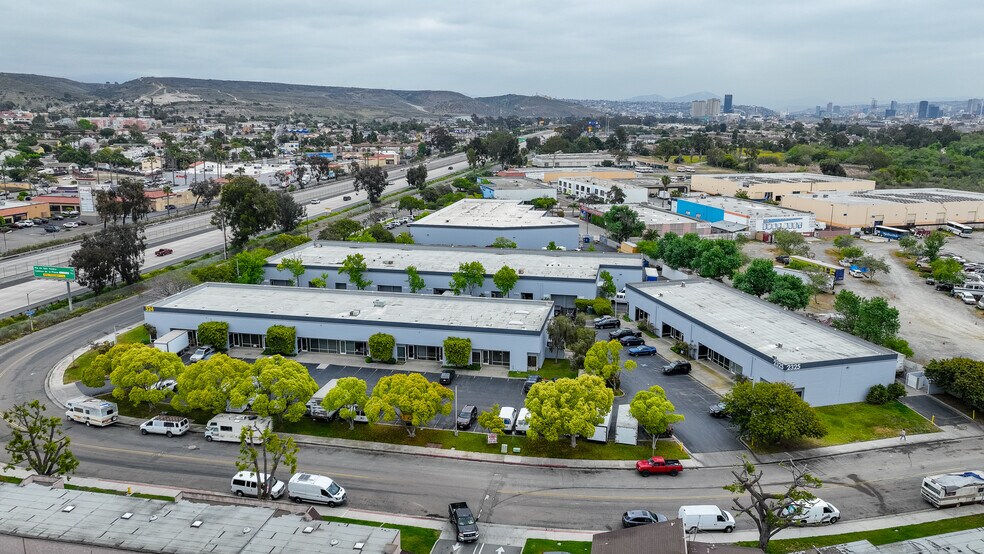 494 W Calle Primera, San Diego, CA à louer - Photo du bâtiment - Image 1 de 29