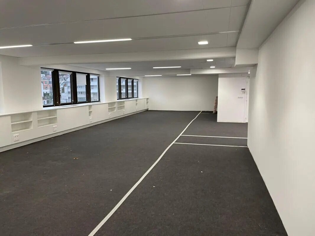 40 Boulevard Henri Sellier, Suresnes, HDS 92150 - Unité Lot 1 - - Photo intérieure - Image 1 of 3