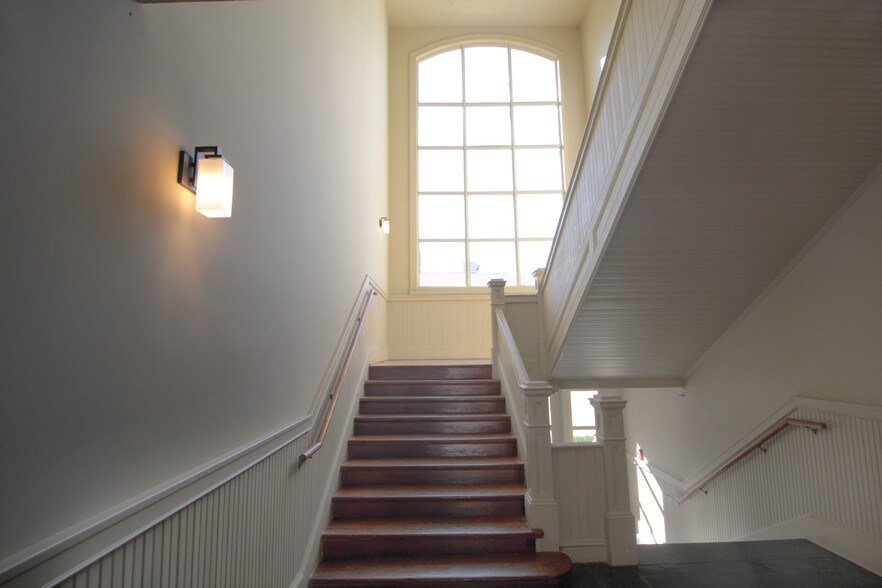 305 21st St, Galveston, TX à louer - Hall d’entrée - Image 3 de 14