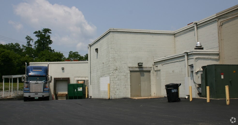 1734-1764 E 3rd St, Williamsport, PA à louer - Photo du bâtiment - Image 2 de 27