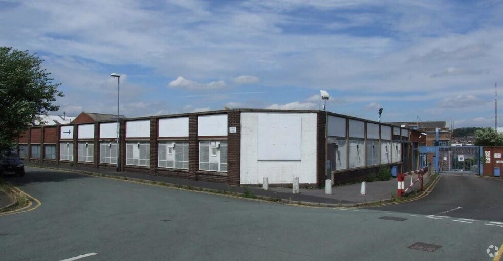 Lawley St, Stoke On Trent for lease - Building Photo - Image 2 of 98