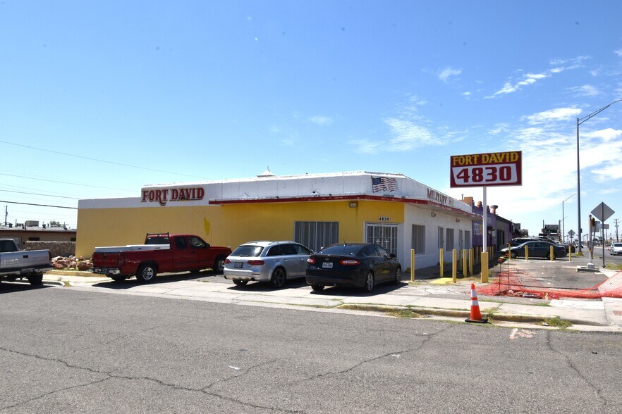 4826-4830 Dyer St, El Paso, TX à vendre - Photo du bâtiment - Image 2 de 9
