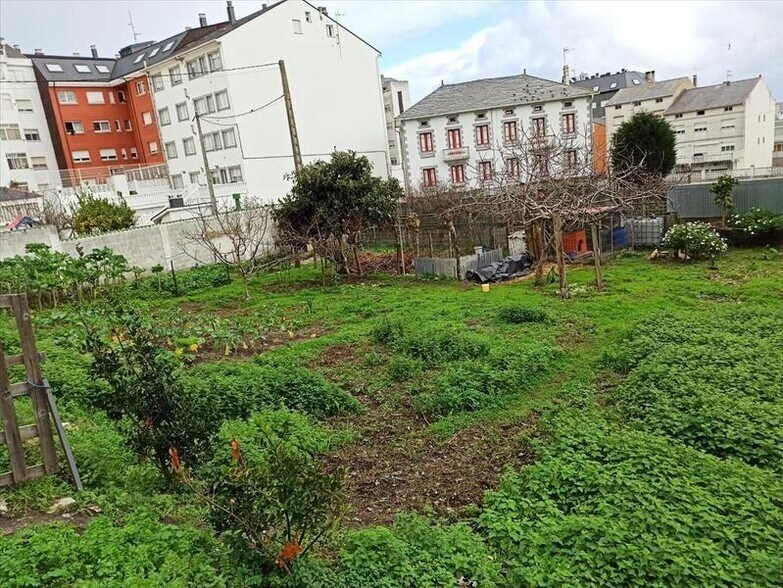 Rúa Rosalía de Castro, 50, Burela, Lugo à louer - Photo du bâtiment - Image 3 de 18