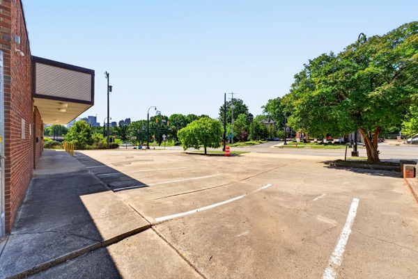 1416 W Trade St, Charlotte, NC for sale - Building Photo - Image 3 of 26