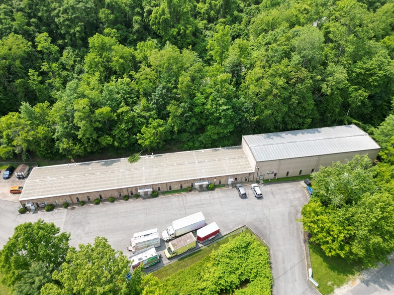 2A Cherry Tree Dr, Nutter Fort, WV for sale - Building Photo - Image 2 of 9