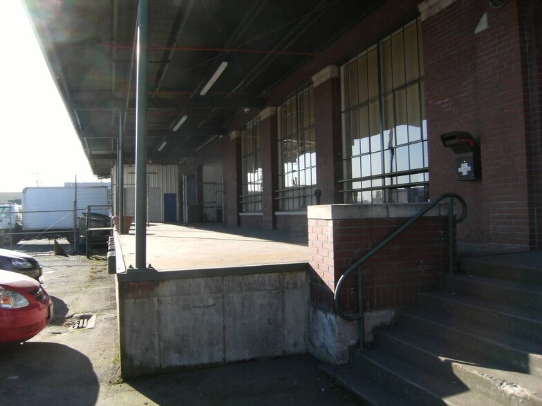 5021 Colorado Ave S, Seattle, WA for lease - Building Photo - Image 1 of 22