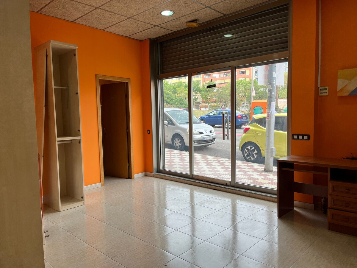 Esparreguera, BAR 08292 - Unité Es D Pta 1 - - Photo intérieure - Image 1 of 8