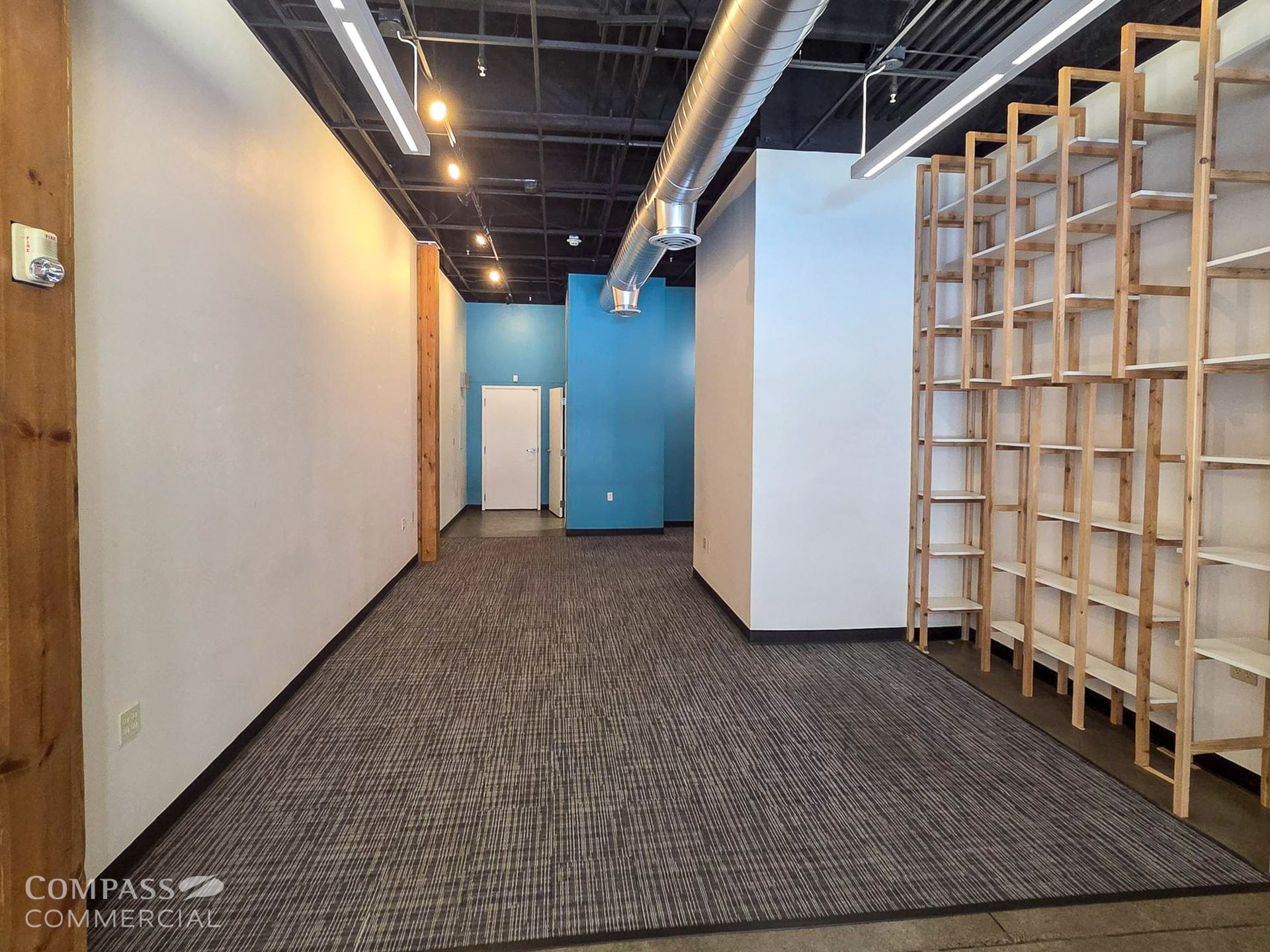 5 NW Minnesota Ave, Bend, OR for lease Interior Photo- Image 1 of 4