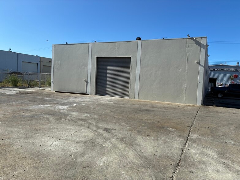 320 Victory Ave, South San Francisco, CA for lease - Building Photo - Image 3 of 9
