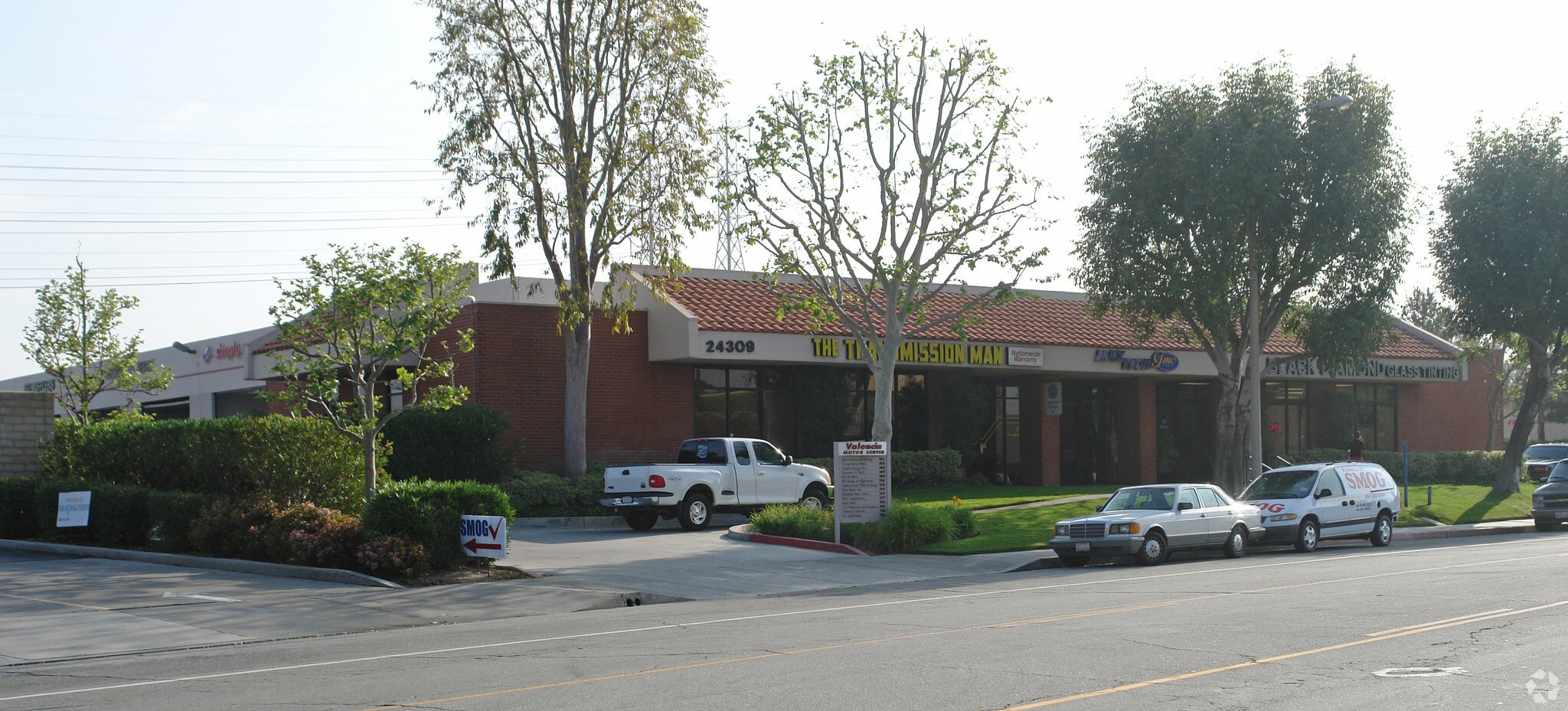 24309 Creekside Rd, Valencia, CA for lease Primary Photo- Image 1 of 8
