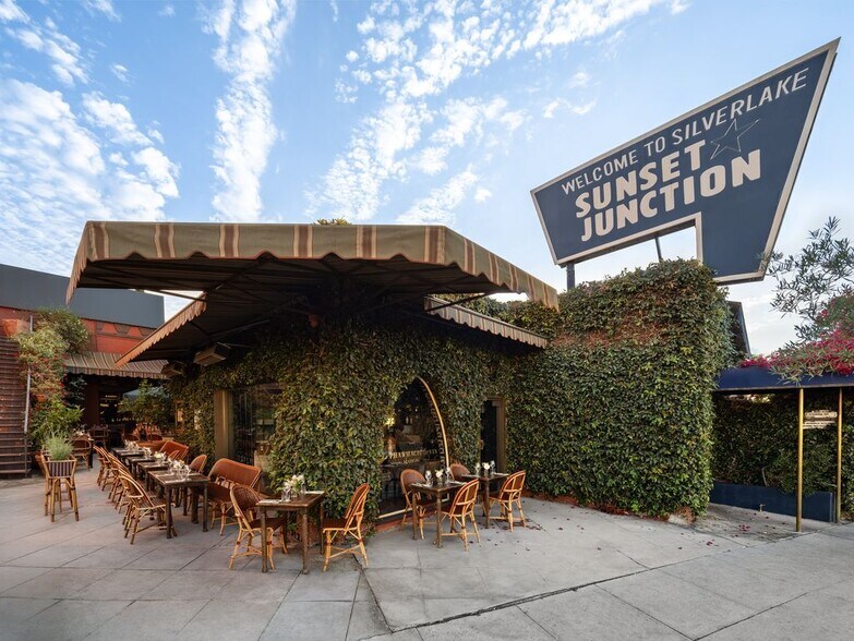 3920-3930 W Sunset Blvd, Los Angeles, CA à louer - Photo du bâtiment - Image 1 de 9