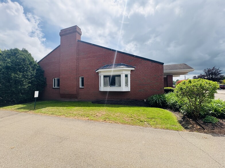 304 Hoffman St, Elmira, NY for sale - Building Photo - Image 3 of 23