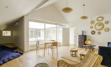 Coworking Space in Paris for lease Interior Photo- Image 1 of 11