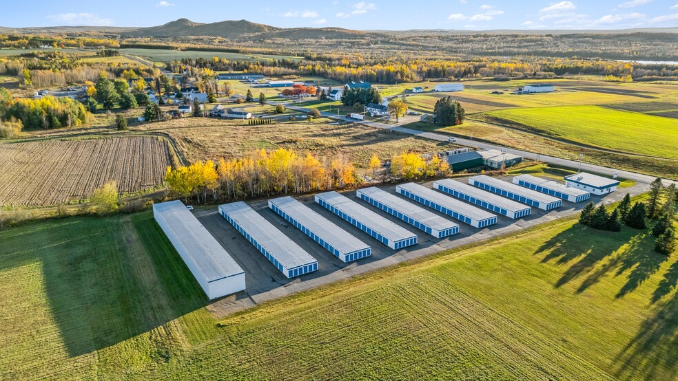 Safe Storage USA Portfolio portfolio of 2 properties for sale on LoopNet.ca - Primary Photo - Image 1 of 1