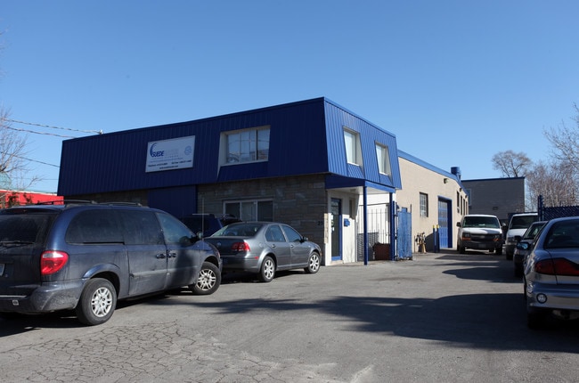 More details for 23-25 Connie St, Toronto, ON - Industrial for Sale