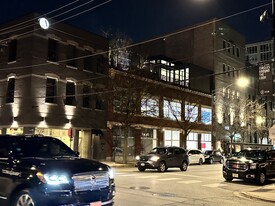 835 West Loop Gallery Building - Commercial Real Estate