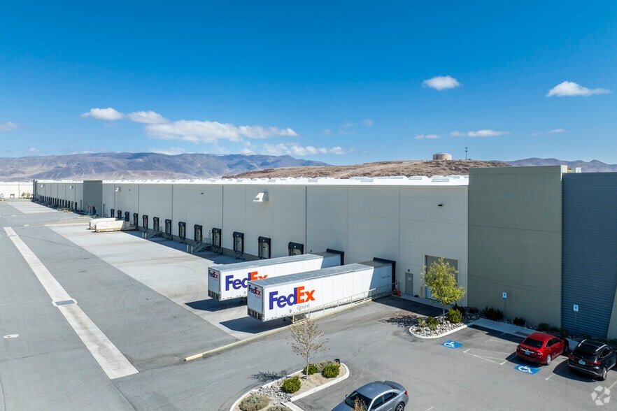 425 E Sydney Dr, Mccarran, NV for lease - Building Photo - Image 3 of 8