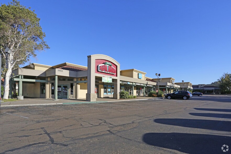 3944-3960 W Point Loma Blvd, San Diego, CA à louer - Photo principale - Image 1 de 13