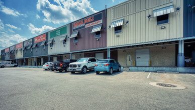 9342 SE Loop 410, San Antonio, TX for lease Building Photo- Image 2 of 23