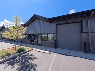 Plus de détails pour 2561 NE 4th St, Bend, OR - Industriel à louer