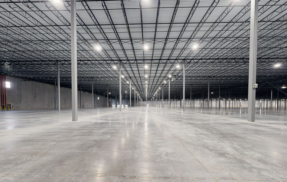 16422 National Pike, Hagerstown, MD à louer - Photo du bâtiment - Image 2 de 8