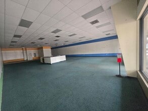 3942 Tyrone Blvd N, Saint Petersburg, FL à louer Photo intérieure- Image 2 de 9