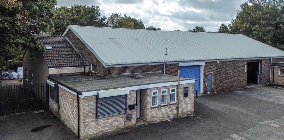 Belton Ln, Grantham for sale - Primary Photo - Image 1 of 12