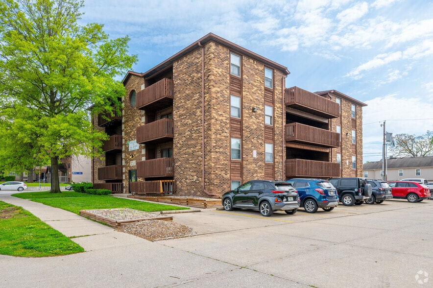 400 S Grant St, West Lafayette, IN for sale - Building Photo - Image 1 of 38