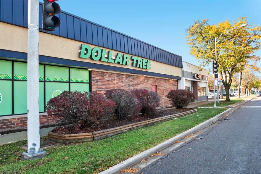 6301-6405 North Ave, Oak Park, IL à louer - Photo du bâtiment - Image 2 de 24