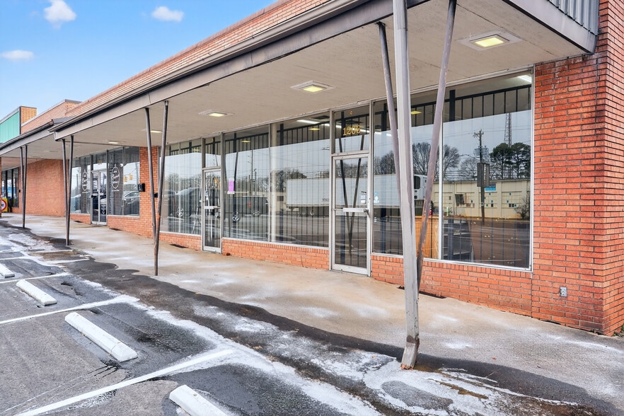 1214 Union St, Spartanburg, SC à louer - Photo du bâtiment - Image 2 de 11