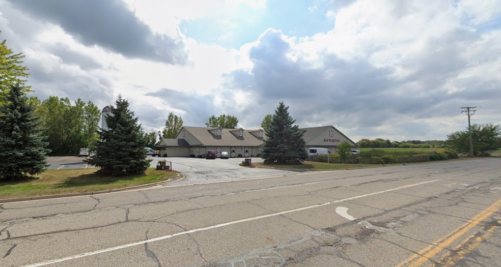 2991 N Williamston Rd, Williamston, MI à vendre - Photo du bâtiment - Image 3 de 17