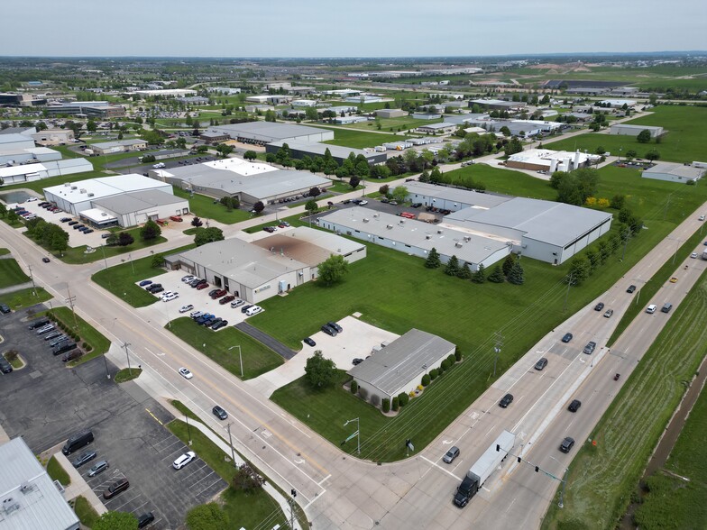 2820 N Roemer Rd, Appleton, WI à louer - Aérien - Image 2 de 4