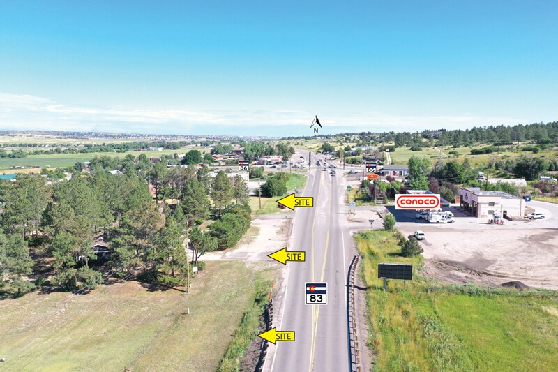 1867 N State Highway 83, Franktown, CO à vendre - Photo du bâtiment - Image 2 de 10