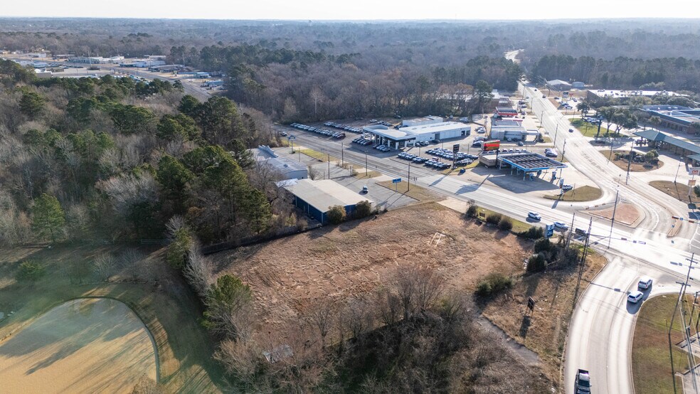 1411 US Highway 259 N, Kilgore, TX à vendre - Photo du bâtiment - Image 3 de 5