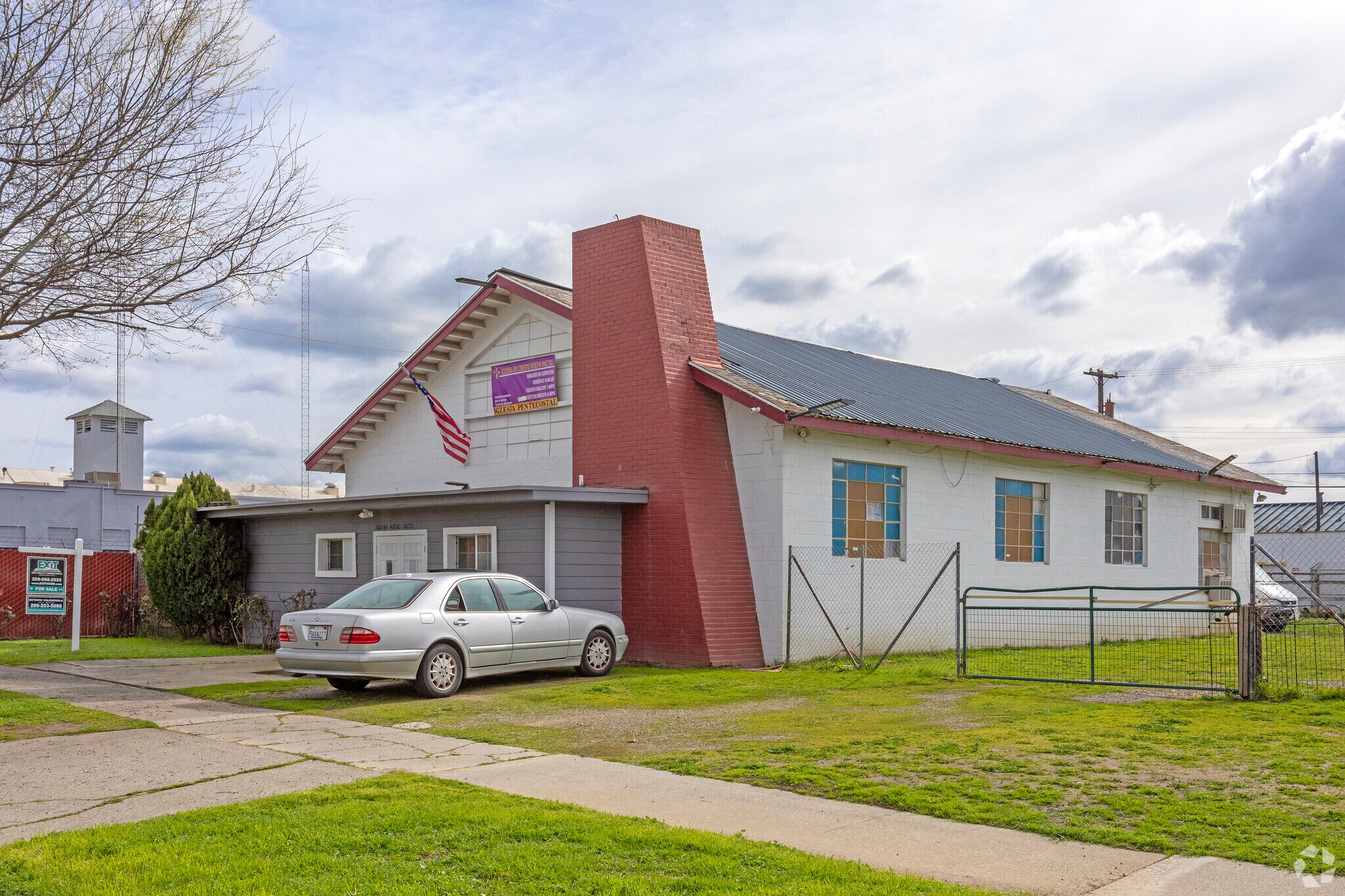 332 W 8th St, Merced, CA for sale Primary Photo- Image 1 of 42