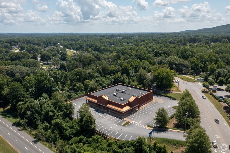 6414 State Park Rd, Travelers Rest, SC à vendre - Photo du bâtiment - Image 3 de 5