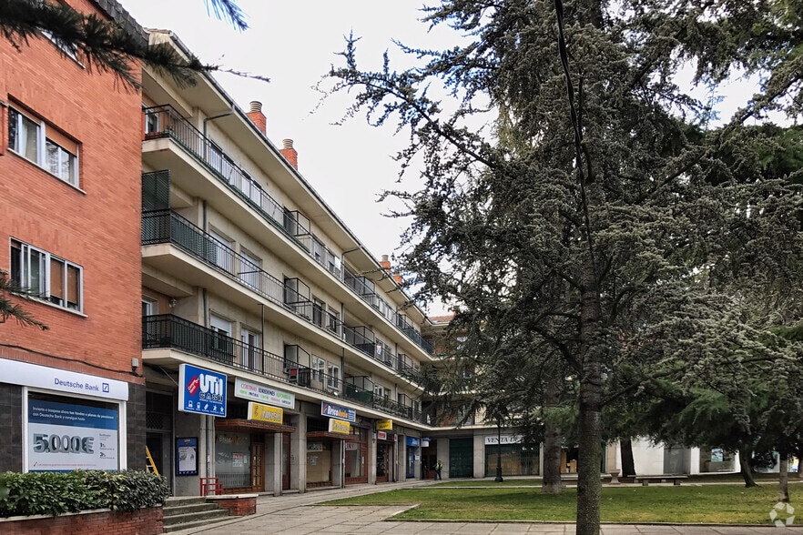 Plaza de Santa Ana, 4, Ávila, Ávila for lease - Building Photo - Image 1 of 3