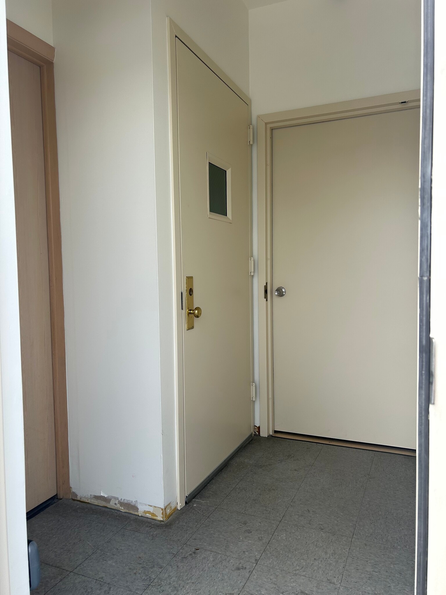 2040 129th St, College Point, NY for lease Interior Photo- Image 1 of 10