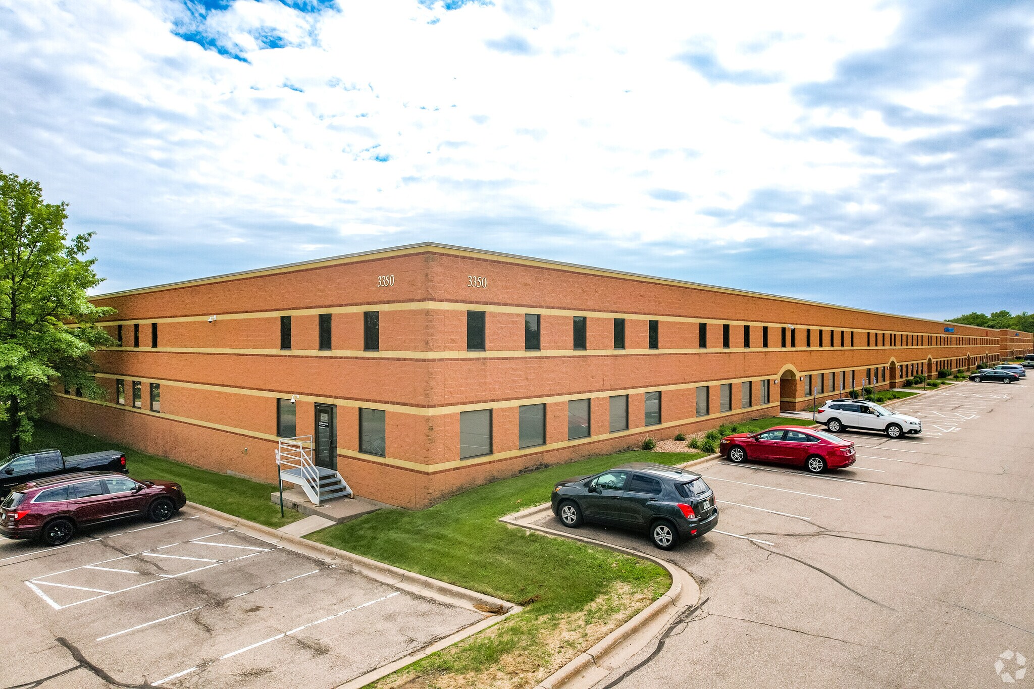 3350 N Granada Ave, Saint Paul, MN for lease Building Photo- Image 1 of 9