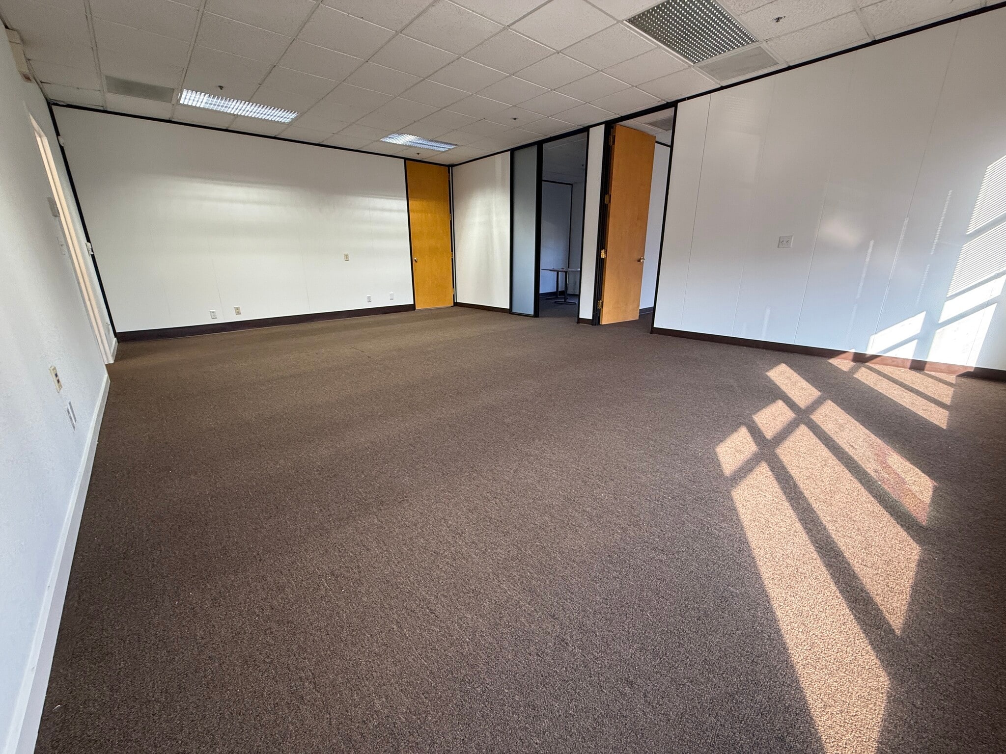 2150 Mariner Square Dr, Alameda, CA for lease Interior Photo- Image 1 of 9