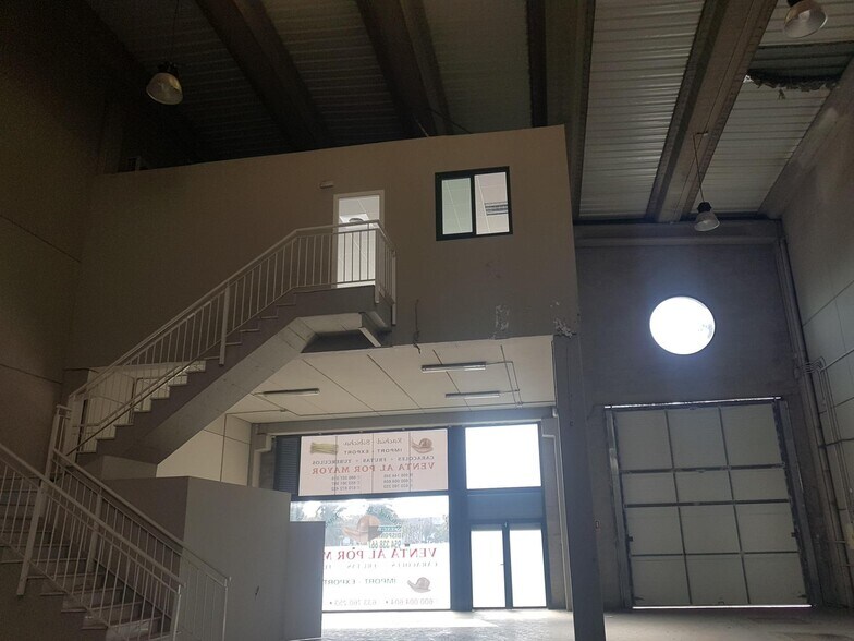 Industrial in SEVILLA, Sevilla for lease - Interior Photo - Image 2 of 17