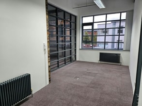 12 Albion St, Stoke On Trent for lease Interior Photo- Image 2 of 7